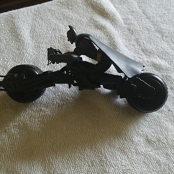 Original Bat Tank - Picture 5 of 5